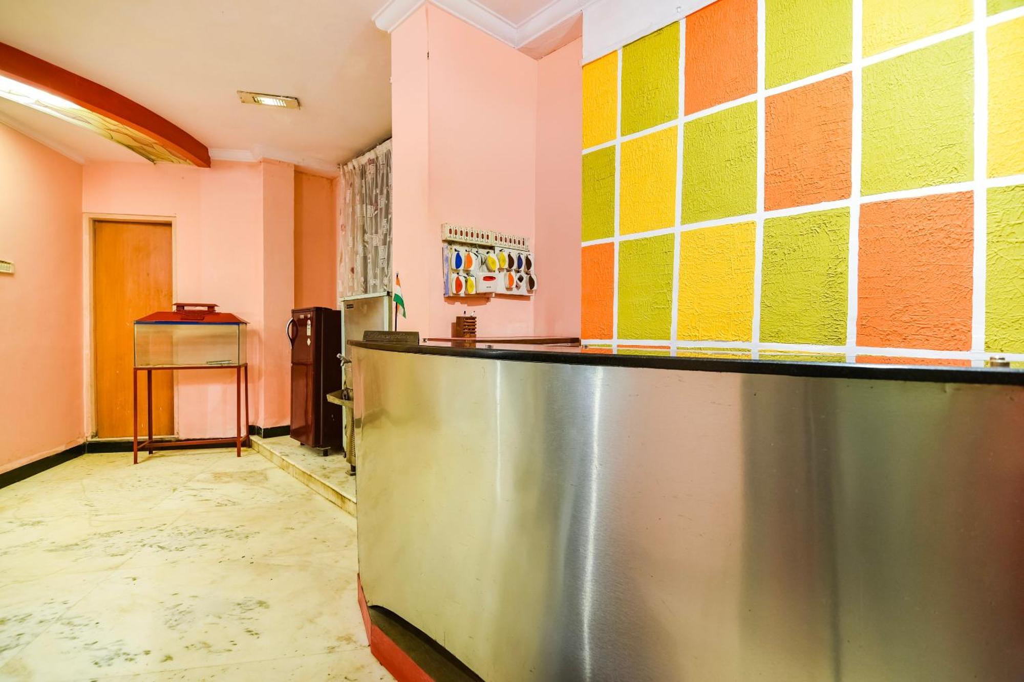 Spot On Hotel Midtown Gondia Eksteriør bilde